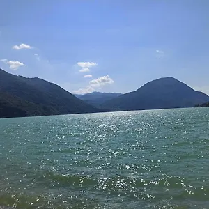 Seaesta Al Lungolago Apartment Porlezza